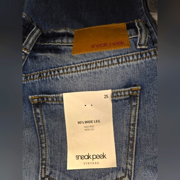 Sneak Peek Vintage Denim 90's Distressed Wide Leg High Rise- Size 25- NWT 💙 - Picture 5 of 6